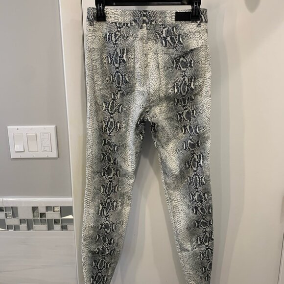 Subdued Snake Print Skinny Jeans - Picture 2 of 7